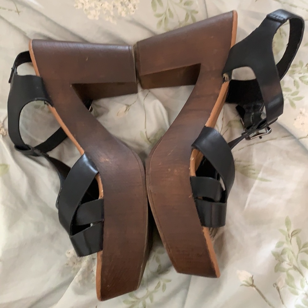 ❌SOLD❌ Barely worn Open Toe Strappy Platform Heels! - Picture 6 of 10